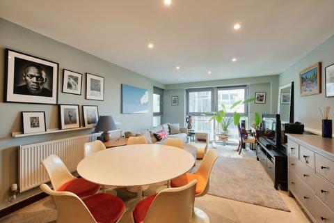 2 bedroom flat for sale, Bridges Court Road, Battersea, SW11