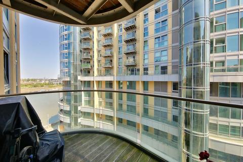 2 bedroom flat for sale, Bridges Court Road, Battersea, SW11