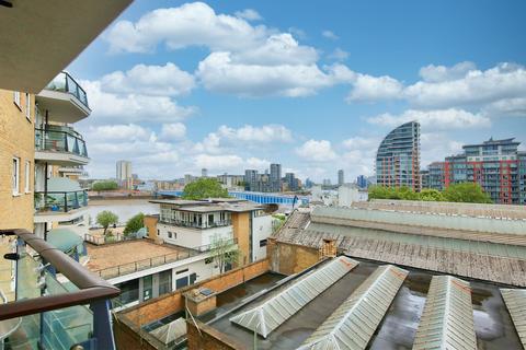 2 bedroom flat for sale, Smugglers Way, Wandsworth, SW18