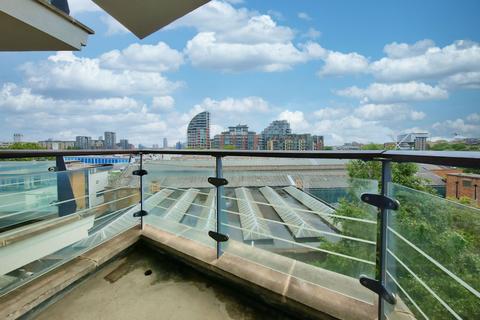 2 bedroom flat for sale, Smugglers Way, Wandsworth, SW18