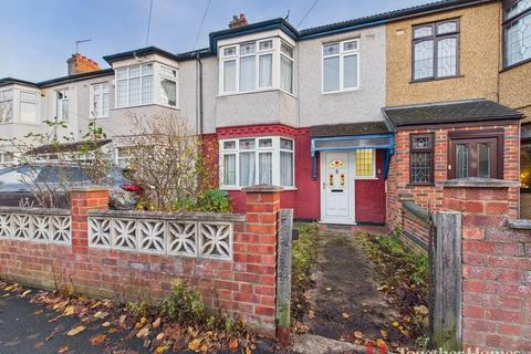 3 bedroom house for sale, Strathmore Gardens, Hornchurch