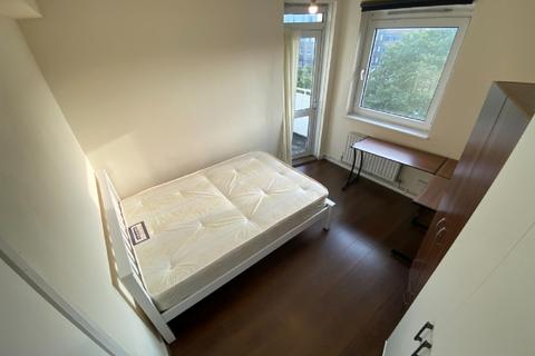 3 bedroom flat to rent, London NW1