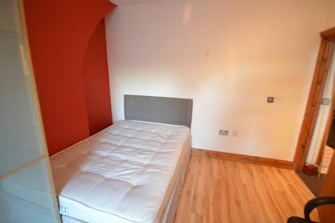 undefined, Claude Road, Cardiff, CF24