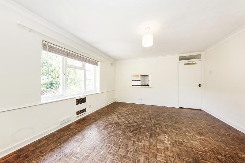 29 kingswood lounge