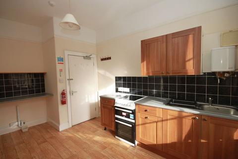 undefined, Three Horse Shoes, Turlake House Three Horse Shoes, EX5