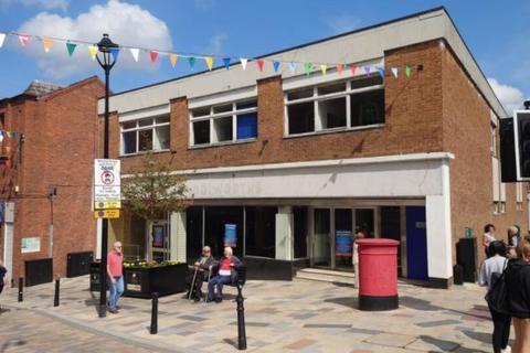 Retail property (high street) to rent, 33-37 High St Congleton CW12 1BG