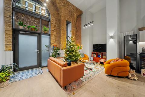 undefined, Windsor Square, London, SE18