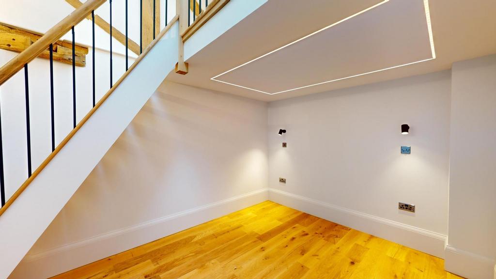 Sambrook-Little-01022025 133249.jpg