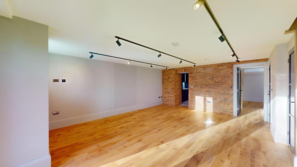Sambrook-Little-01022025 133814.jpg
