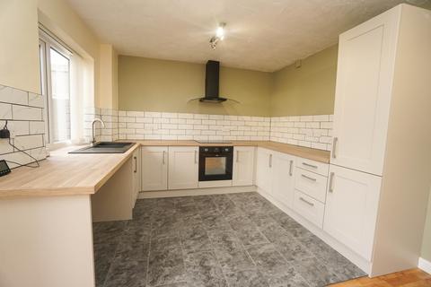 2 bedroom semi-detached house to rent, Chorley New Road, Lostock, Bolton, BL6