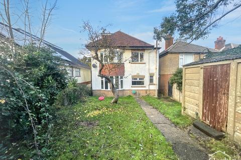 4 bedroom detached house for sale, Hyde Road, Bournemouth, BH10 5
