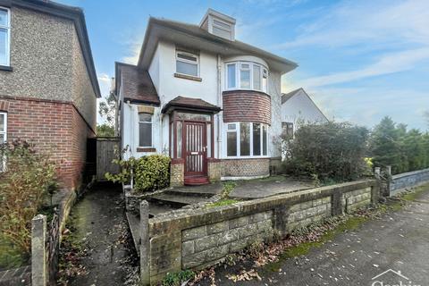 4 bedroom detached house for sale, Hyde Road, Bournemouth, BH10 5
