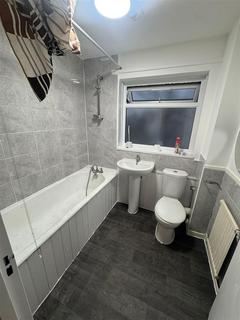 1 bedroom in a house share to rent, Baxter Road, London