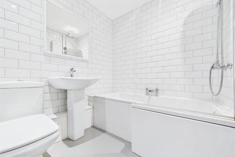 2 bedroom apartment to rent, Appleby Court, North Shields