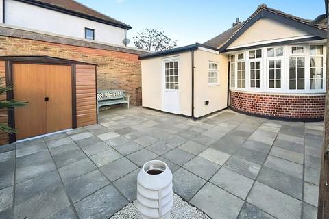 undefined, Staines Road West, Ashford, Surrey, TW15