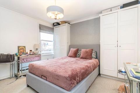 undefined, Ellerton Road, Surbiton KT6