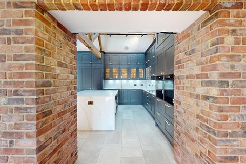 undefined, Sambrook, Newport