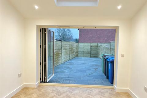 2 bedroom terraced house for sale, Bolton Road, Atherton, Manchester