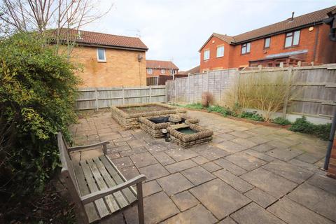 undefined, Gilderdale, Luton