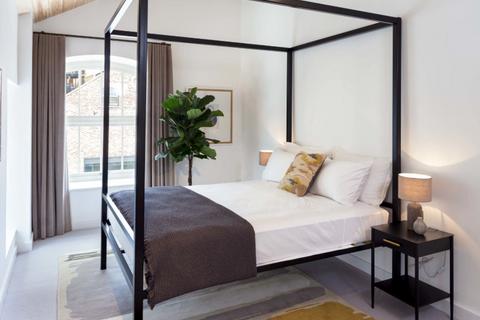 undefined, Wandsworth High Street, London, SW18