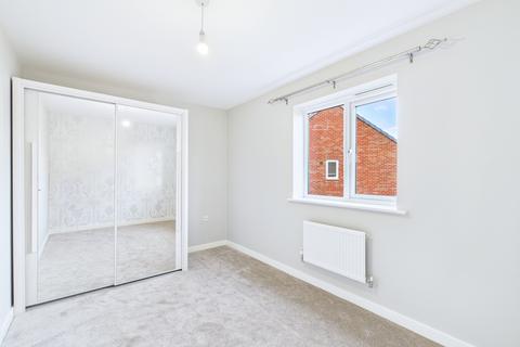 2 bedroom semi-detached house to rent, Saxonbury Way, Peterborough PE2