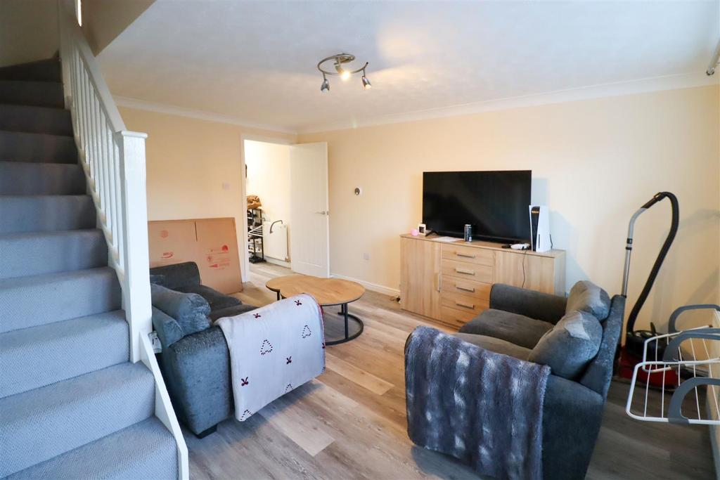 Lounge 2.jpg