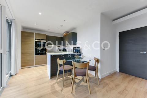 2 bedroom apartment to rent, Sovereign Court, Hammersmith, London, W6