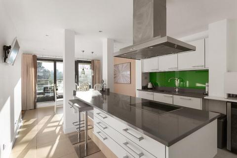 undefined, Barnton Avenue West, Edinburgh, EH4 6DE