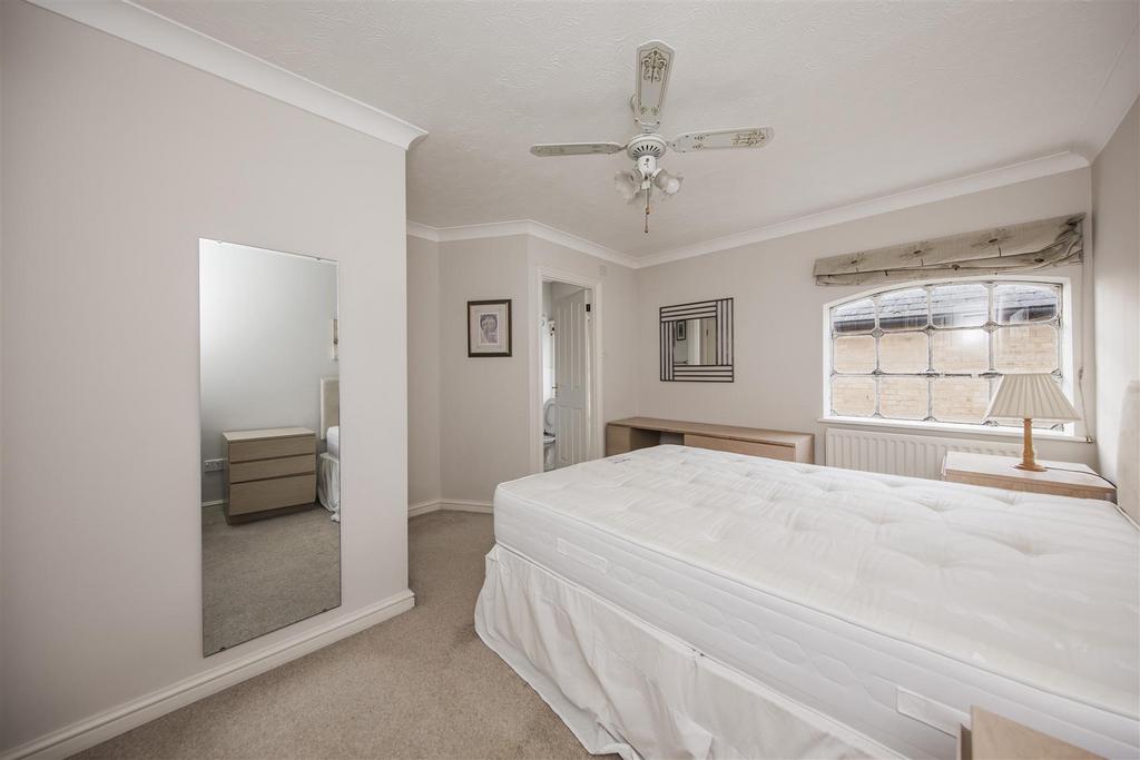 Main bedroom