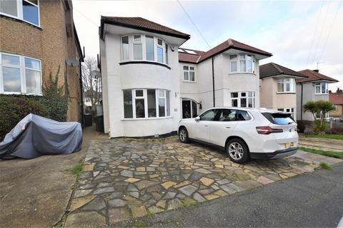 3 bedroom house to rent, Oakleigh Drive, Croxley Green