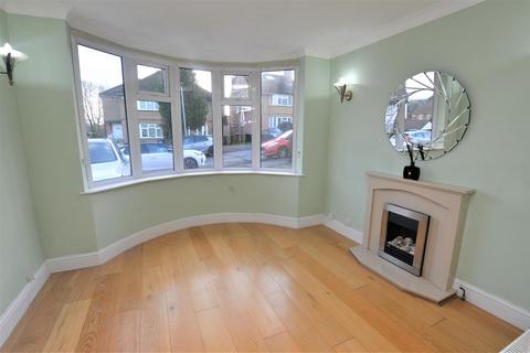 3 bedroom house to rent, Oakleigh Drive, Croxley Green