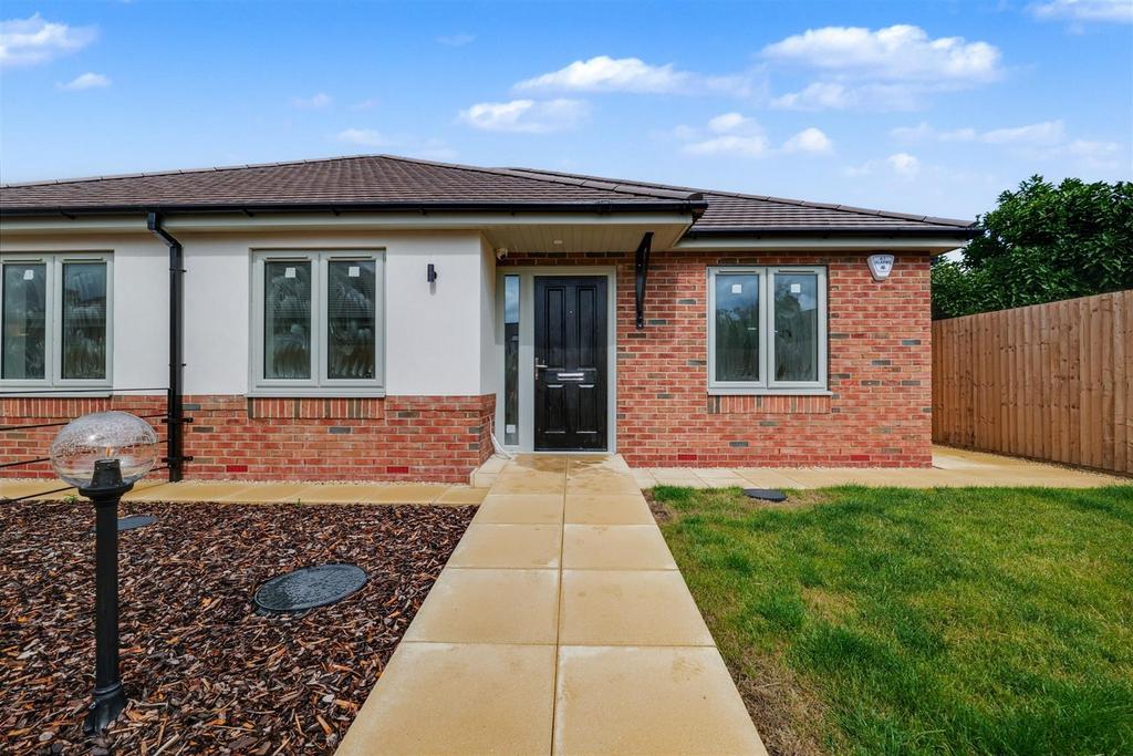 Plot 7 Front External.jpeg