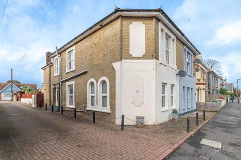 undefined, West Street, Ryde