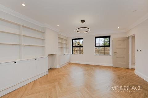 undefined, Sabre Close, Felsted