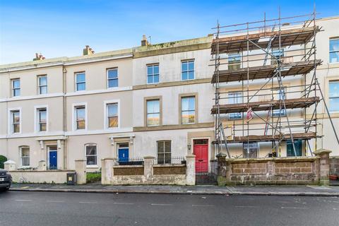 North Road West, Plymouth