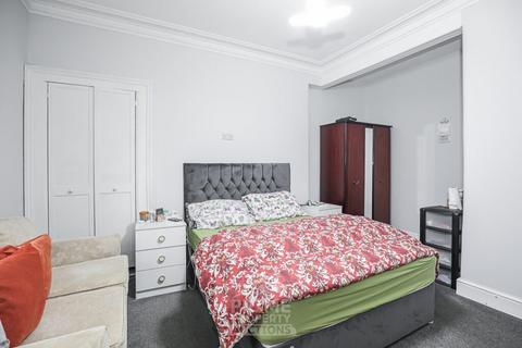 1 bedroom flat for sale, Whitecrook Street, Glasgow G81