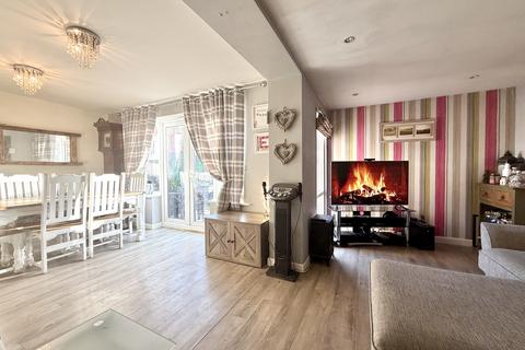 4 bedroom semi-detached house for sale, Canners Way, Stratford-upon-Avon CV37