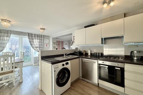 4 bedroom semi-detached house for sale, Canners Way, Stratford-upon-Avon CV37