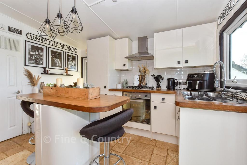 Lodge Kitchen