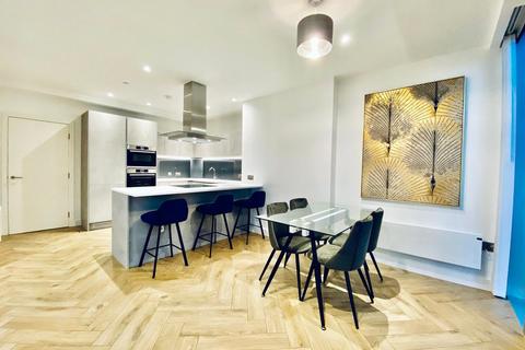 3 bedroom apartment for sale, Victoria Residence, Crown Street, 16, Silvercroft Street, Manchester, M15