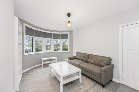 Higham Hill Road, Walthamstow, E17