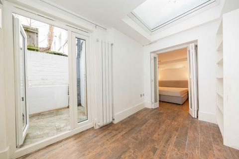 undefined, Cornwall Crescent, London W11