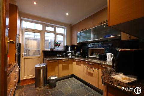 1 bedroom flat to rent, 143 Chase Side, London, N14
