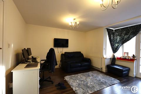 1 bedroom flat to rent, Chase Side, London, N14