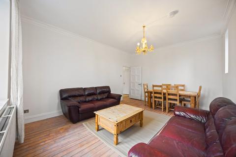 undefined, Golders Green Road, Golderns Green, NW11