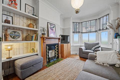 2 bedroom terraced house for sale, Beaconsfield Road, Westcotes, Leicester, LE3