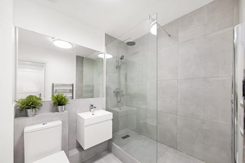 1 bedroom flat to rent, Waghorn Street, Peckham Rye, London, SE22