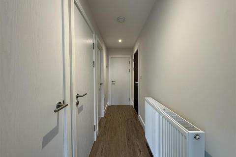 1 bedroom apartment to rent, 34-36 Victoria Road, Farnborough GU14