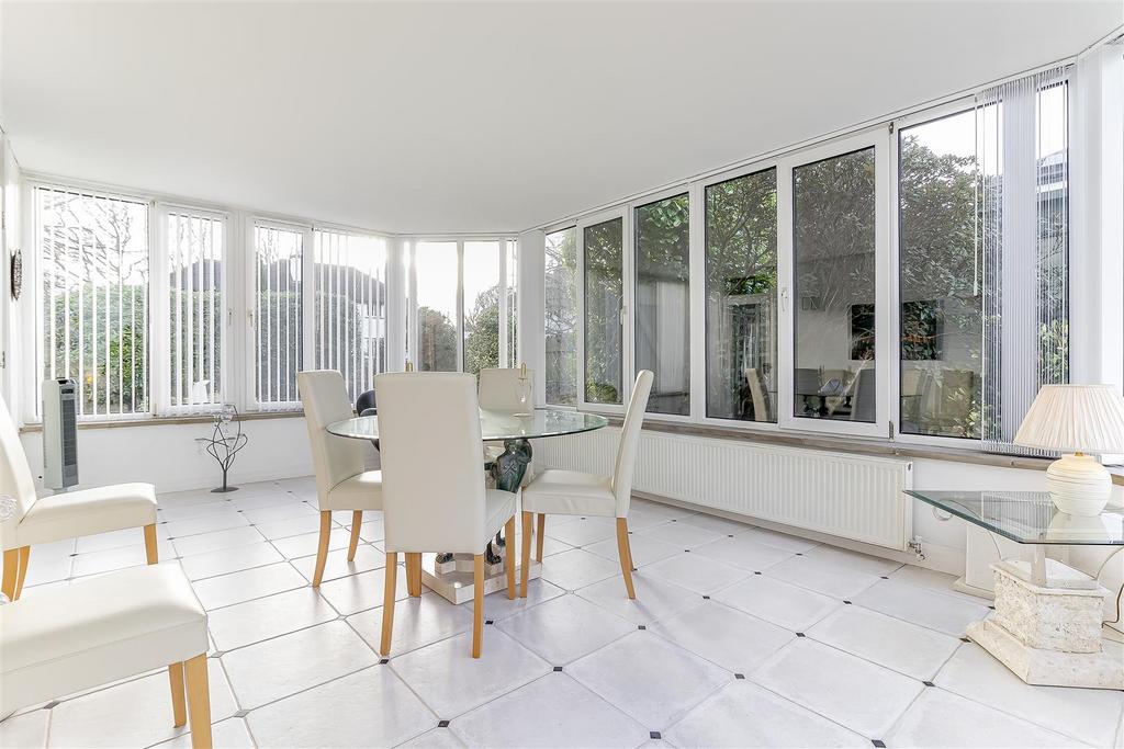 Conservatory - B.jpg