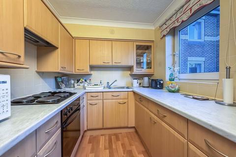 undefined, Chase Close, Southport PR8